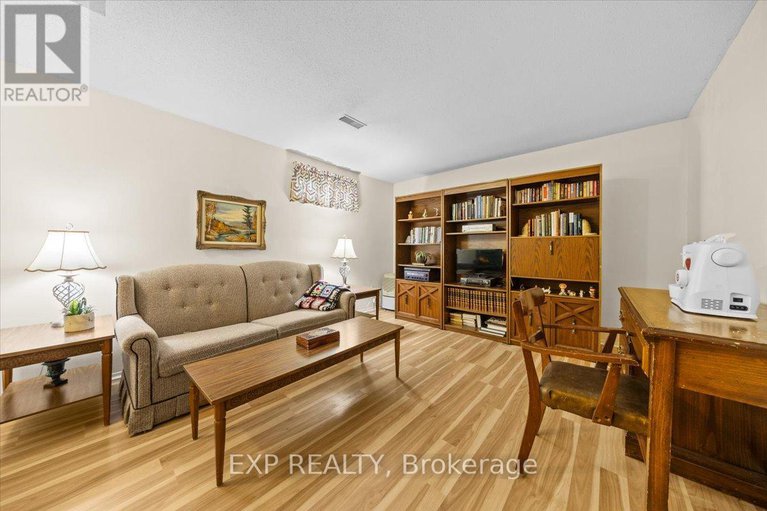 29020622/1971-greenvale-lane/chateauneuf/ottawa/ontario/K1C6E3_32