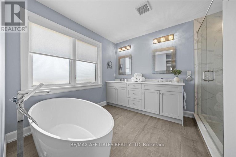 28084122/724-mcmanus-avenue/manotick-village-manotick-estates/ottawa/ontario/K4M0B2_30