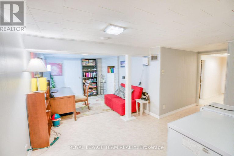 29083741/12-oakview-avenue/meadowlandscrestview/ottawa/ontario/K2G3A1_26