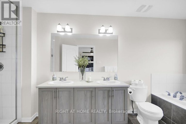 28850984/507-radiant-private/emerald-meadowstrailwest/ottawa/ontario/K2M0M9_26