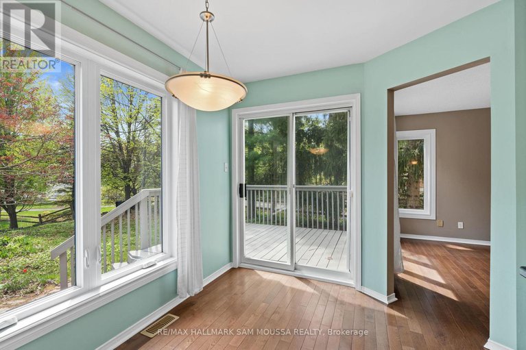 28323981/11-highmont-court/kanata-lakesheritage-hills/ottawa/ontario/K2T1B3_15