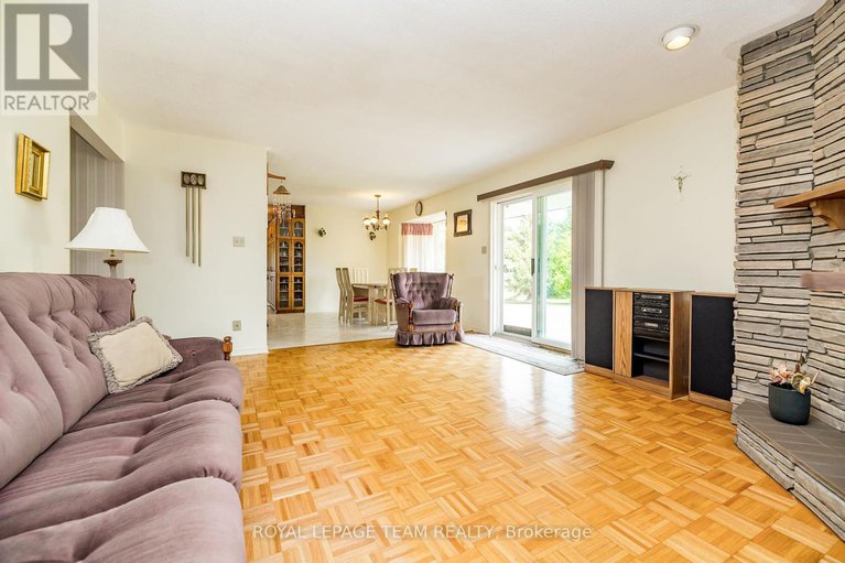 28645079/634-david-manchester-road/huntley-ward-south-west/ottawa/ontario/K0A1L0_17
