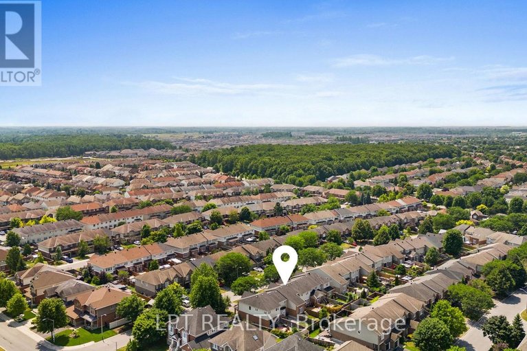 29592381/485-grey-seal-circle/riverside-southgloucester-glen/ottawa/ontario/K1V2H7_49