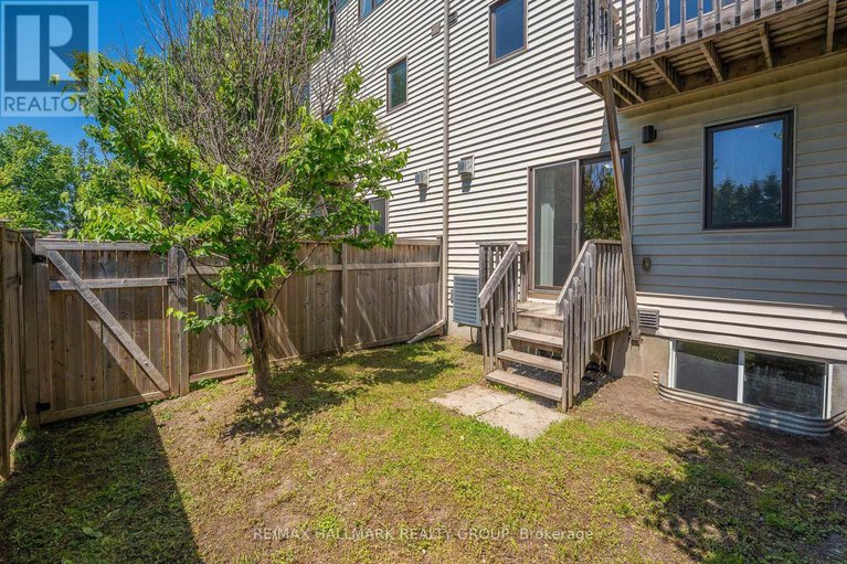 28379782/118-brilia-private/beacon-hill-south/ottawa/ontario/K1J0B7_23
