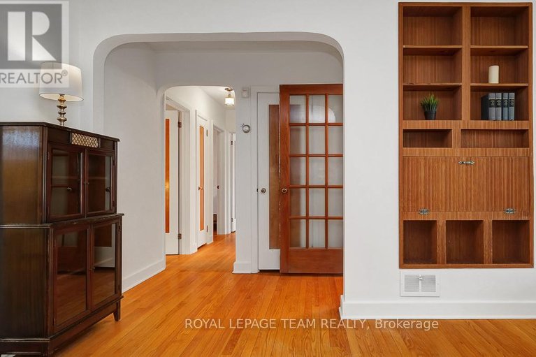 29605517/1107-falaise-road/borden-farmstewart-farmcarleton-heightsparkwood-hills/ottawa/ontario/K2E6R1_7