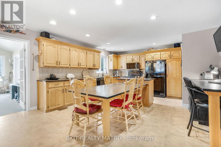 28103787/732-pattee-road/champlain-twp/champlain/ontario/K6A0G1_14
