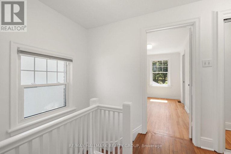 28776186/82-laurentian-place/civic-hospital/ottawa/ontario/K1Y4E2_23