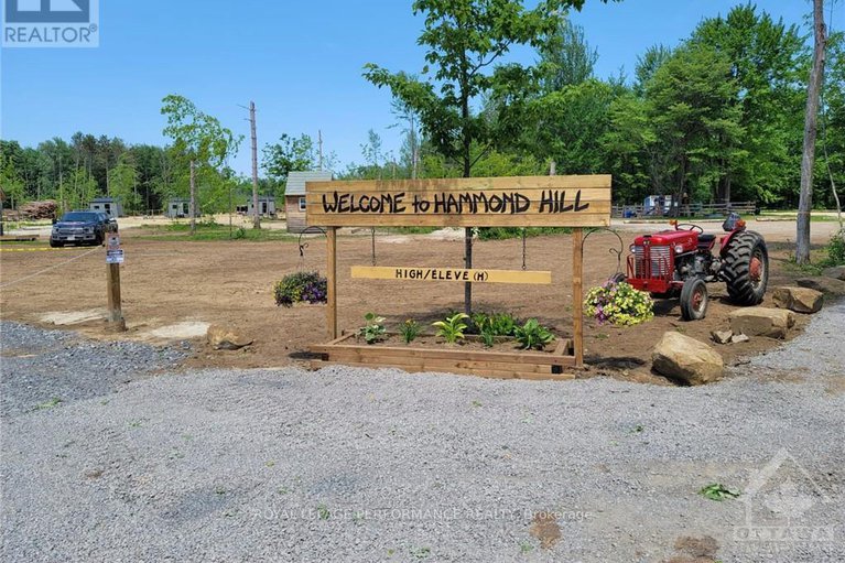 27303768/861-du-golf-road/hammond-hill/hammond/ontario/K0A2A0_12