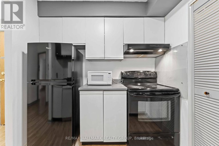 29585548/1602-199-kent-street-n/ottawa-centre/ottawa/ontario/K2P2K8_27