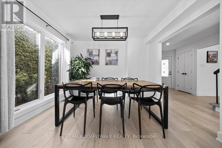 29598095/1535-kamouraska-circle/chateauneuf/ottawa/ontario/K1C3J1_20