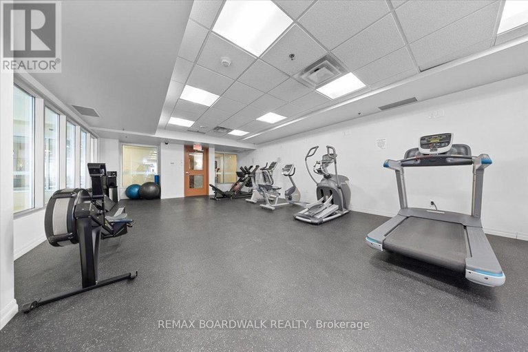 29646330/2107-242-rideau-street/sandy-hill/ottawa/ontario/K1N0B7_18