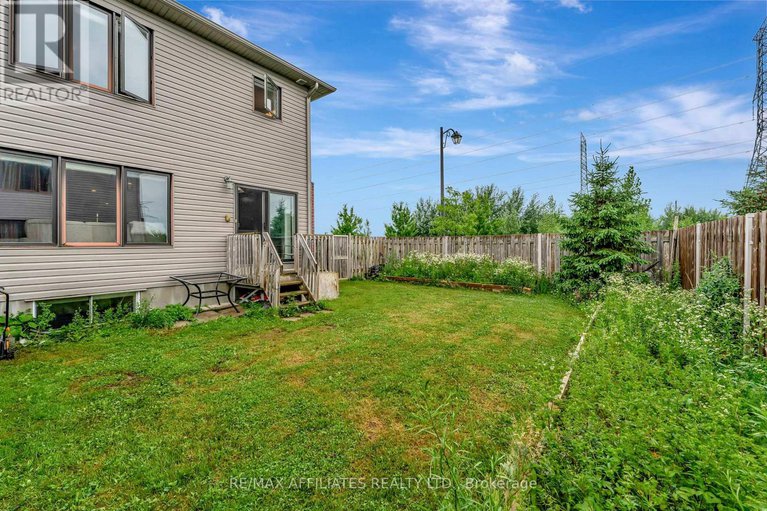 28562924/625-trigoria-crescent/avalon-west/ottawa/ontario/K4A1B1_37