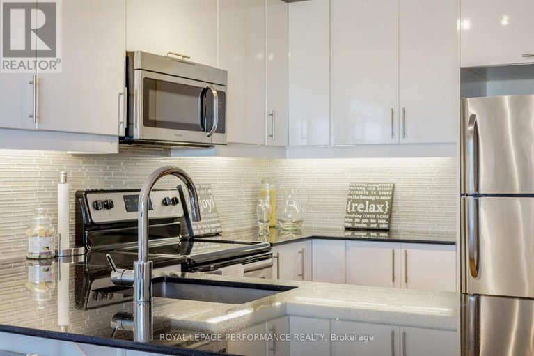 28369494/1001-330-titan-private/borden-farmstewart-farmcarleton-heightsparkwood-hills/ottawa/ontario/K2G1G3_10