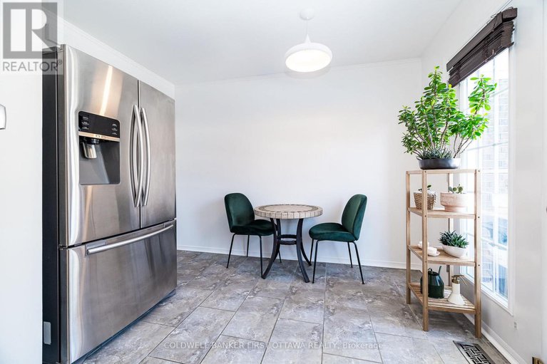 29424384/309-kintyre-private/carleton-square/ottawa/ontario/K2C3M6_16