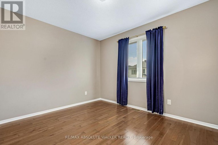 29164113/321-upcountry-drive/stittsville-south/ottawa/ontario/K2S2H6_25