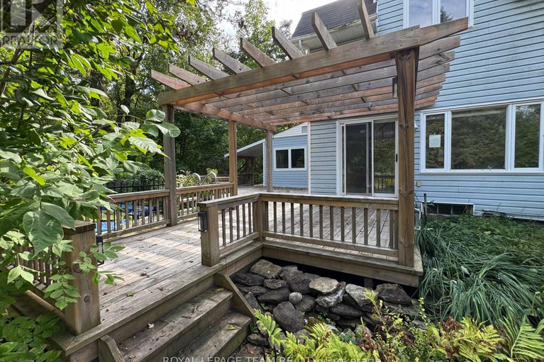 28826306/1022-bridge-street/manotick-east-to-manotick-station/ottawa/ontario/K4M1K4_37