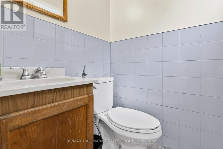 28717176/2666-regina-street/britannia/ottawa/ontario/K2B6X8_16