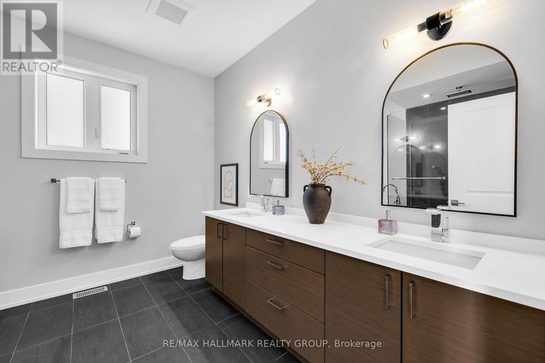 28838625/42b-young-street/west-centre-town/ottawa/ontario/K1S3H7_16