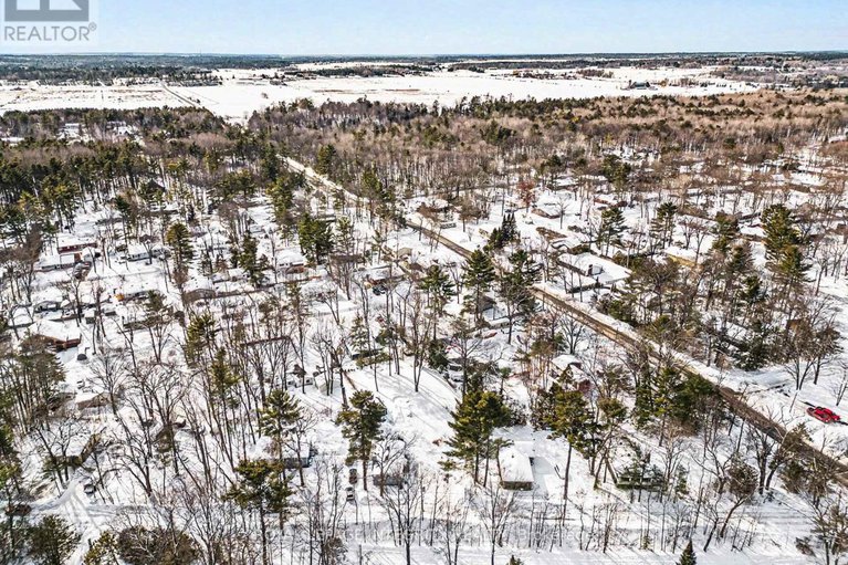 29413274/191-macmillan-lane/constance-bay/ottawa/ontario/K0A3M0_32