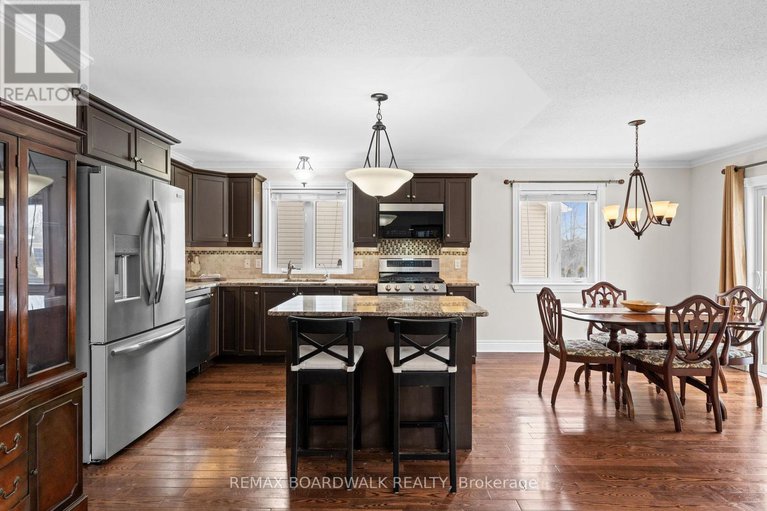 29430722/110-templeton-court/kemptville/north-grenville/ontario/K0G1J0_7