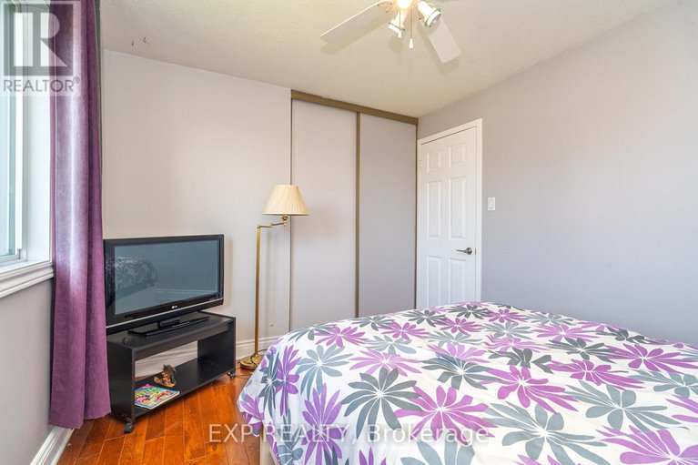 28550236/184-des-pins-place/queenswood-heights-south/ottawa/ontario/K1E2T5_23