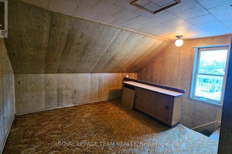 28030995/279-water-street/almonte/mississippi-mills/ontario/K0A1A0_19