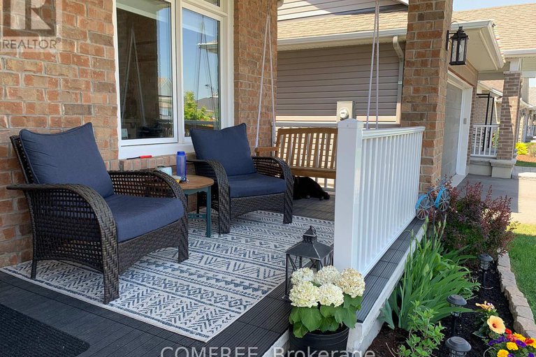28417378/819-tewin-circle/camelot/ottawa/ontario/K4A1K2_2