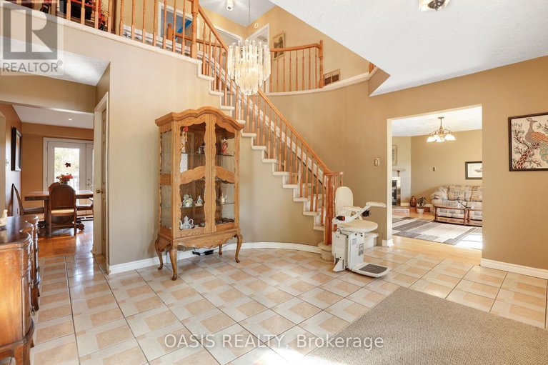 28964941/2993-wilhaven-drive/cumberland-estates/ottawa/ontario/K4C1L1_5
