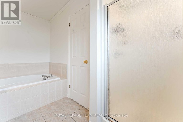 29060166/7-fairpark-drive/barrhaven-east/ottawa/ontario/K2G6X1_23