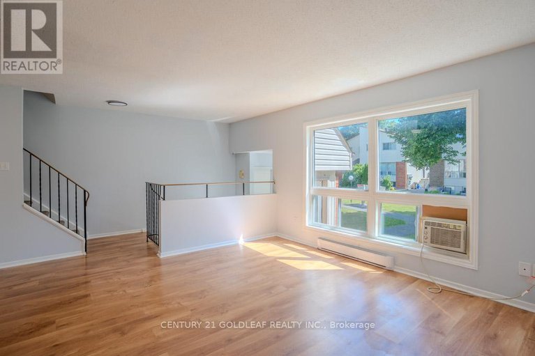 28529212/75-5-sonnet-crescent/westcliffe-estates/ottawa/ontario/K2H8W8_10