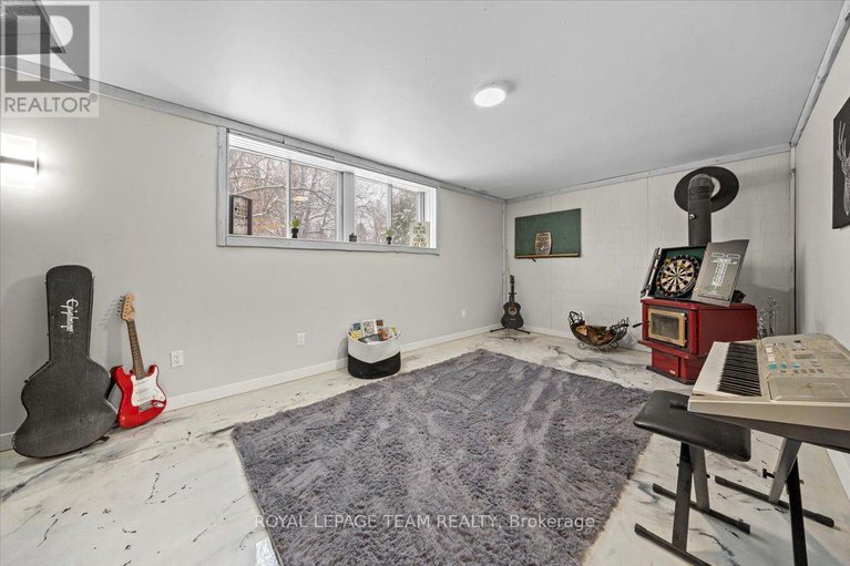 29101307/9161-county-rd-6-north/augusta-twp/augusta/ontario/K0G1R0_12