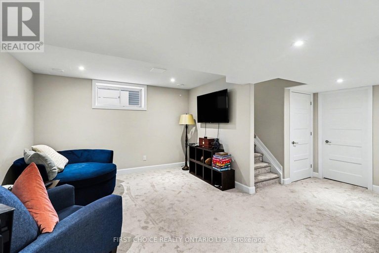 29675928/540-lucent-street/village-of-russell/russell/ontario/K4R0E7_22