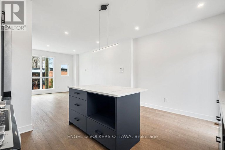28363826/73-parent-avenue/lower-townbyward-market/ottawa/ontario/K1N0E6_21