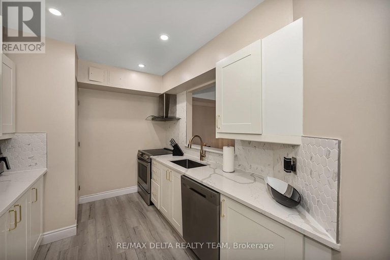 29650588/119-318-lorry-greenberg-drive/hunt-club-parkgreenboro/ottawa/ontario/K1T2R5_14