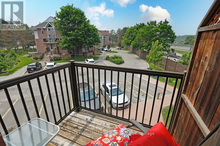 28435230/8-3-stonebank-crescent/westcliffe-estates/ottawa/ontario/K2H9M2_29