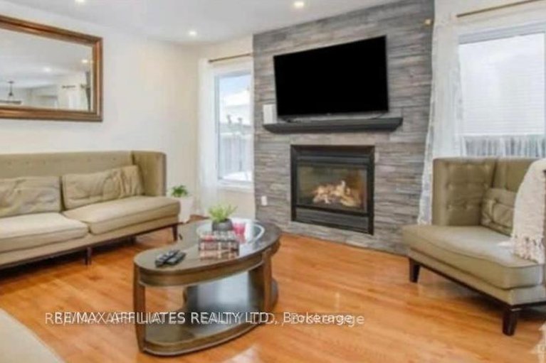 28340473/1040-capreol-street/avalon-east/ottawa/ontario/K4A4Z9_8