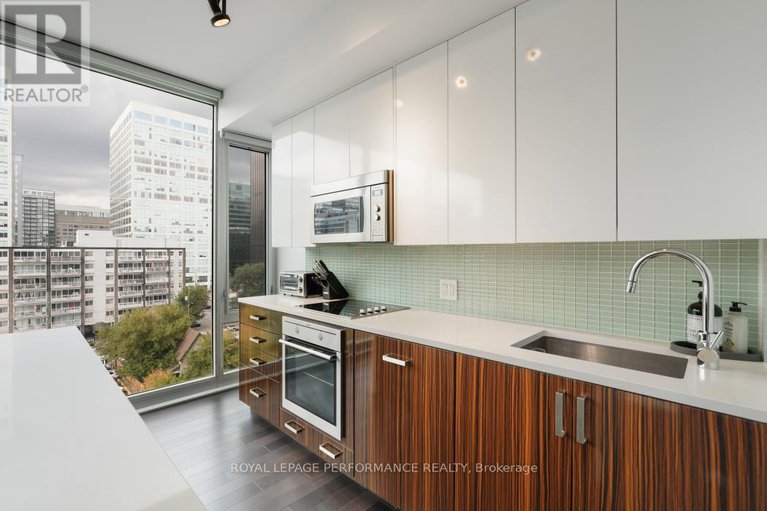 28888604/702-300-lisgar-street/ottawa-centre/ottawa/ontario/K2P0E2_11