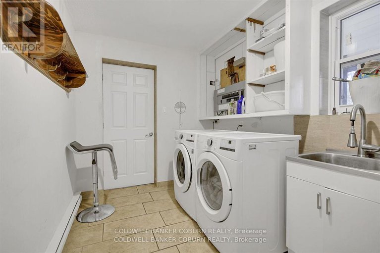 28818673/1696-merwin-lane/augusta-twp/augusta/ontario/K0E1T0_17