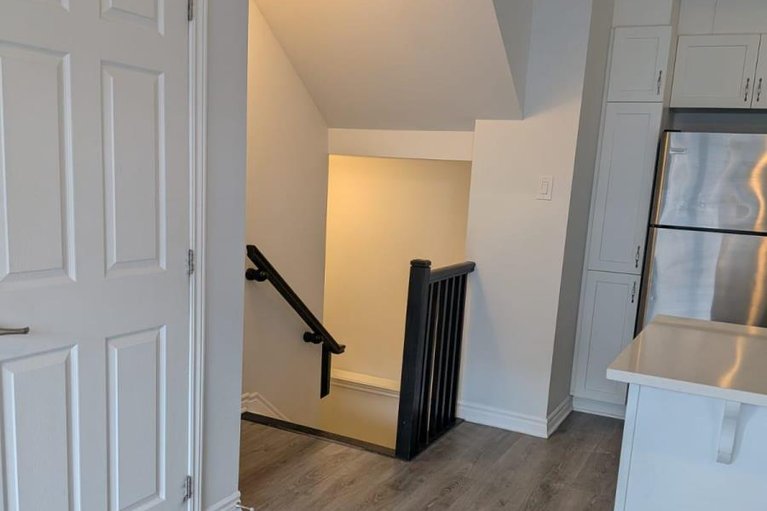 29450663/641-makwa-private/cfb-rockcliffe-and-area/ottawa/ontario/K1K5A4_15