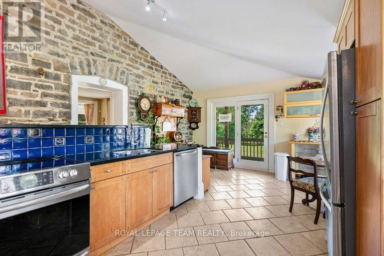 29034865/10095-shaw-road/north-dundas-mountain-twp/north-dundas/ontario/K0E1S0_12