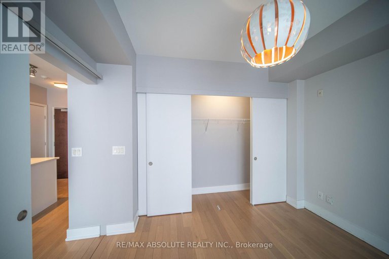 29244578/607-360-patricia-avenue/westboro-south/ottawa/ontario/K1Z0A8_18