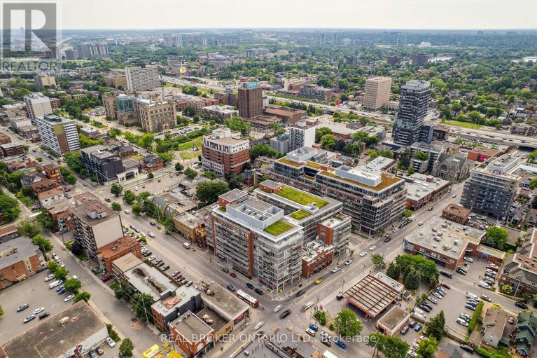 28528620/623-349-mcleod-street/ottawa-centre/ottawa/ontario/K2P0S1_44