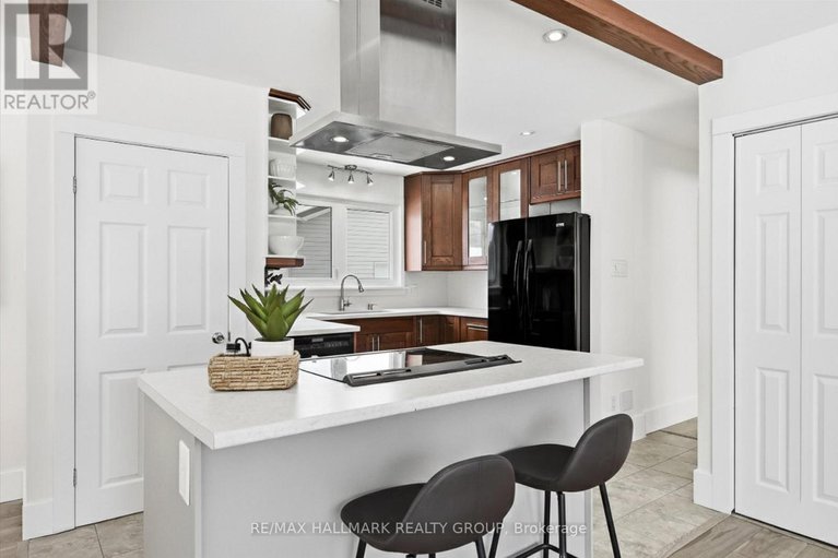 29377077/26-florette-street/cardinal-heights/ottawa/ontario/K1J7L4_10