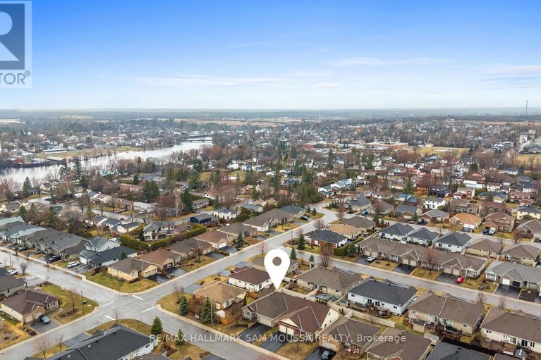 29614140/631-robert-hill-street/almonte/mississippi-mills/ontario/K0A1A0_38