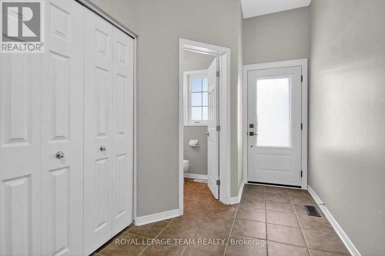 29473876/353-brigitta-street/emerald-meadowstrailwest/ottawa/ontario/K2S0H9_5