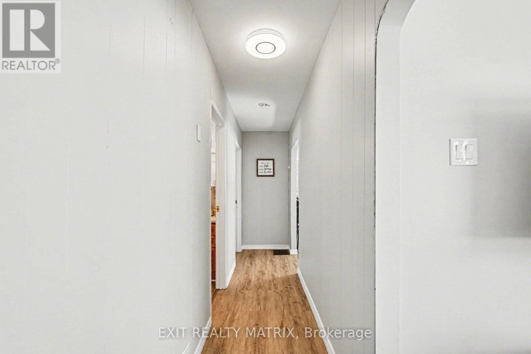 29433670/528-keatley-road/kinburn/ottawa/ontario/K7S3G7_11