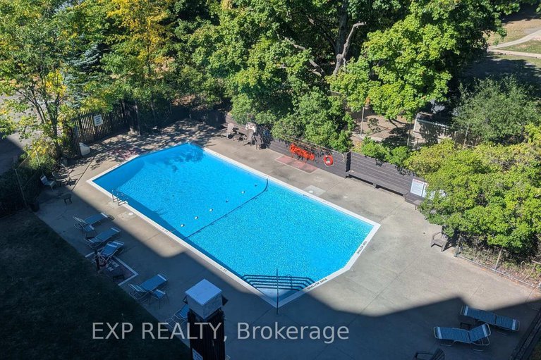 28890063/518-20-chesterton-drive/borden-farmstewart-farmcarleton-heightsparkwood-hills/ottawa/ontario/K2E6Z7_38