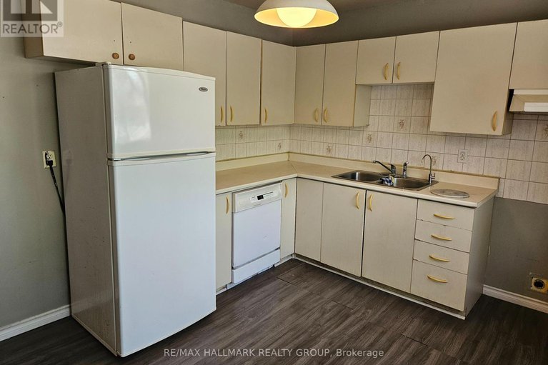 28375991/6-2669-southvale-crescent/sheffield-glenindustrial-park/ottawa/ontario/K1B4V2_9