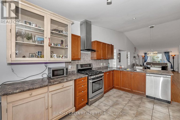 28595130/400-centenaire-street/embrun/russell/ontario/K0A1W0_16