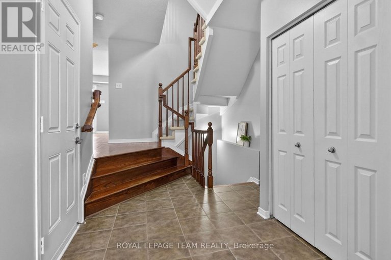 29473876/353-brigitta-street/emerald-meadowstrailwest/ottawa/ontario/K2S0H9_4